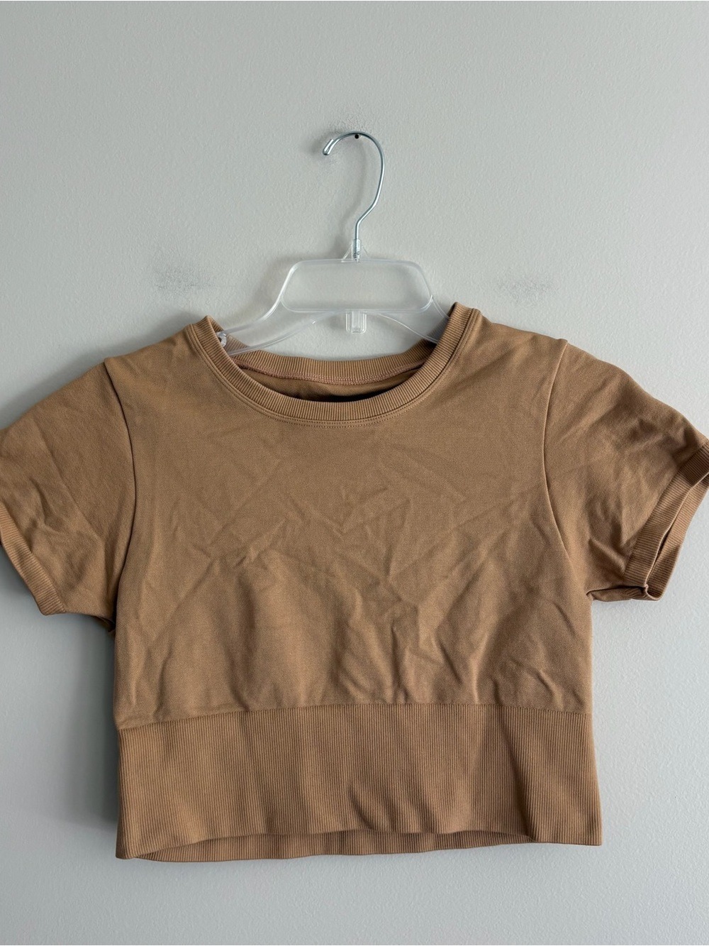 Offline by Aerie Tan Ribbed Crop Top Short Sleeve Size Medium